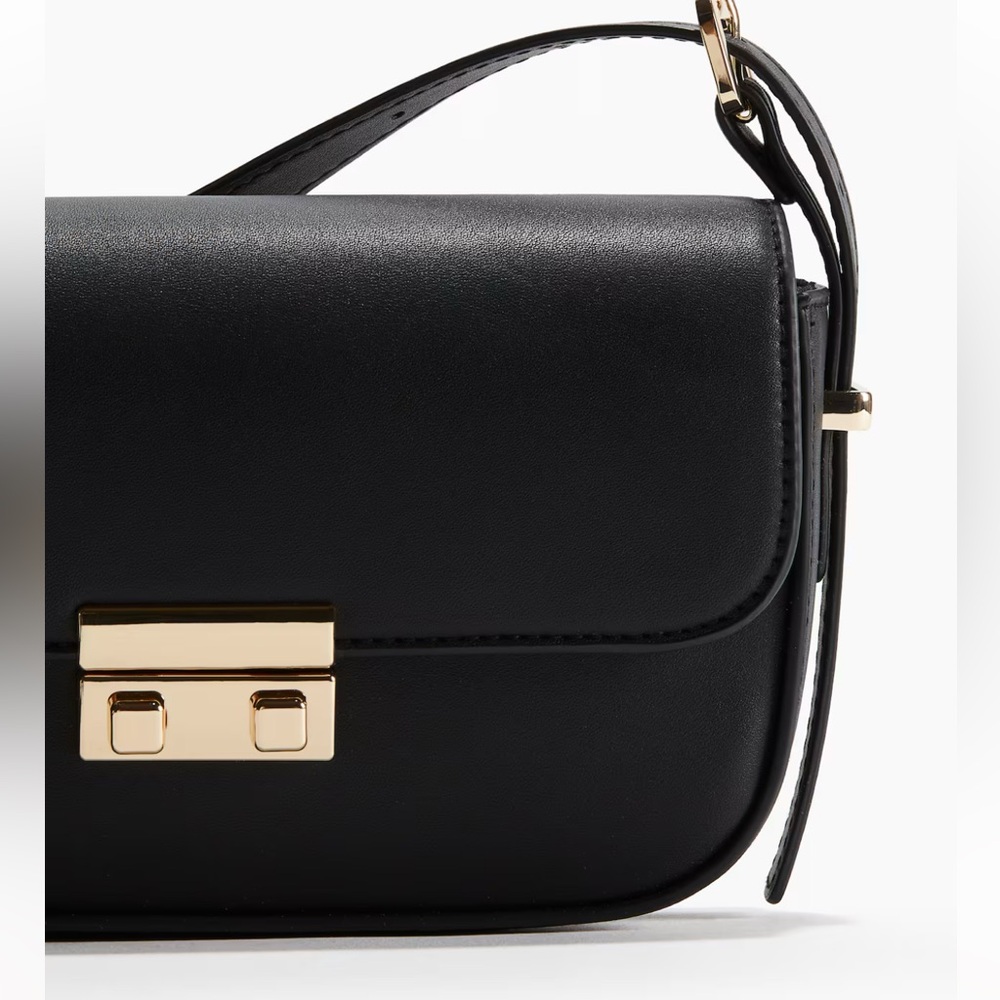 🌸HM cross body bag new